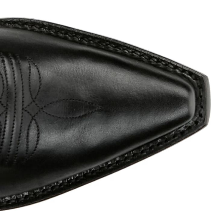 Daniela 17" Western