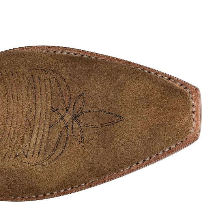 Aquino 13" Western