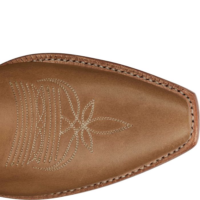 Aquino 13" Western